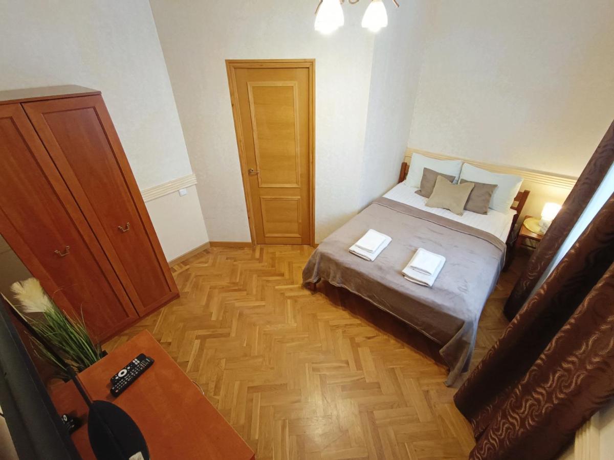 Old Town Retreat With Stunning Views 2 Bedroom Apartment Nearby The Church Of Saint Peter Рига Екстериор снимка