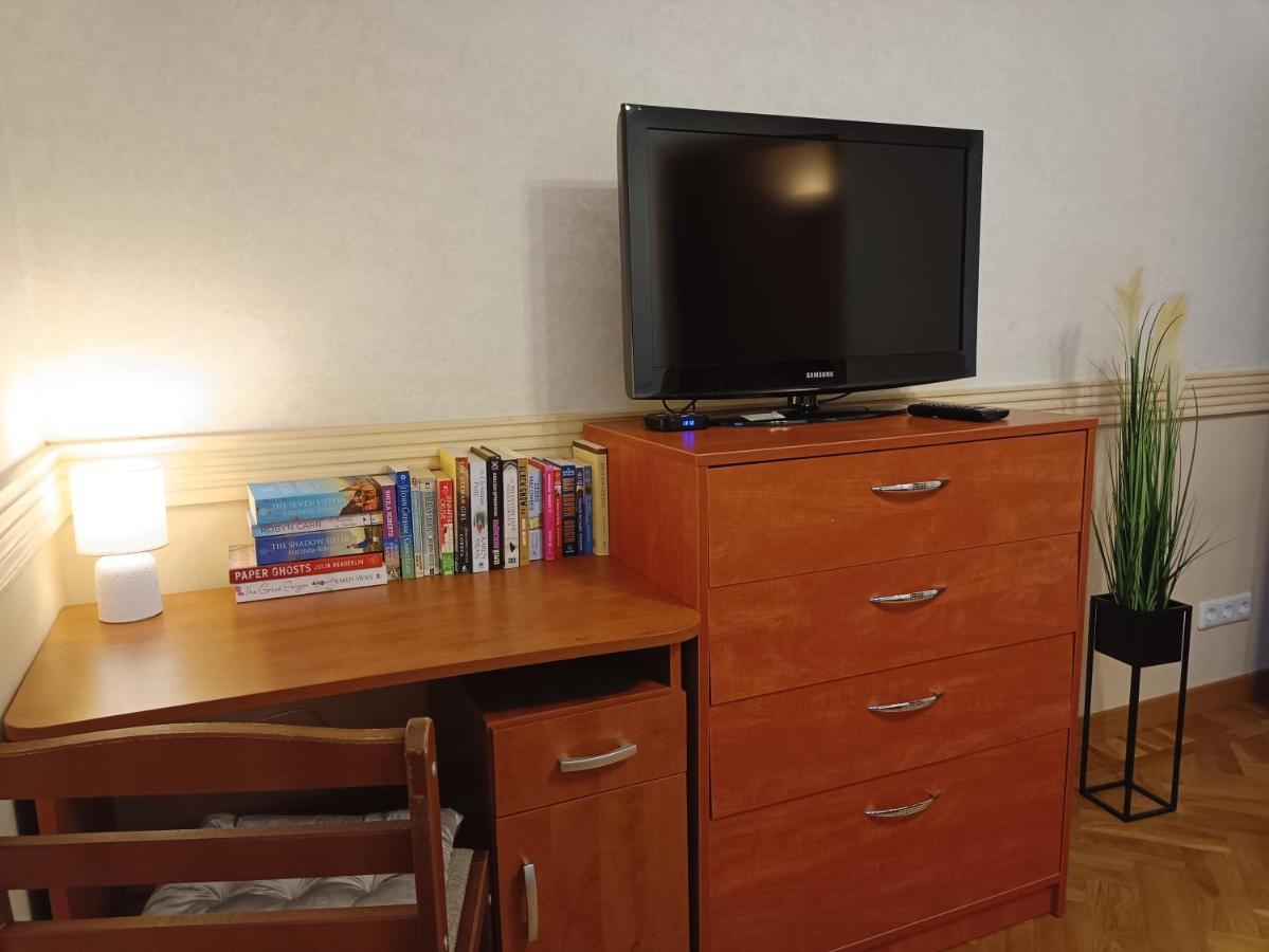 Old Town Retreat With Stunning Views 2 Bedroom Apartment Nearby The Church Of Saint Peter Рига Екстериор снимка