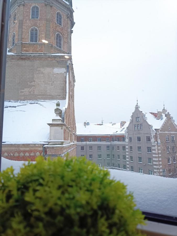 Old Town Retreat With Stunning Views 2 Bedroom Apartment Nearby The Church Of Saint Peter Рига Екстериор снимка